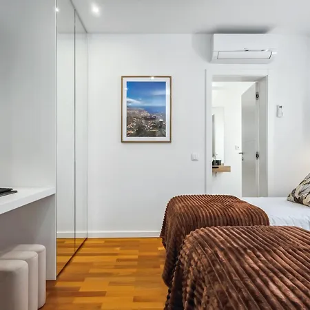 Lägenhet The Spot Funchal (Madeira)