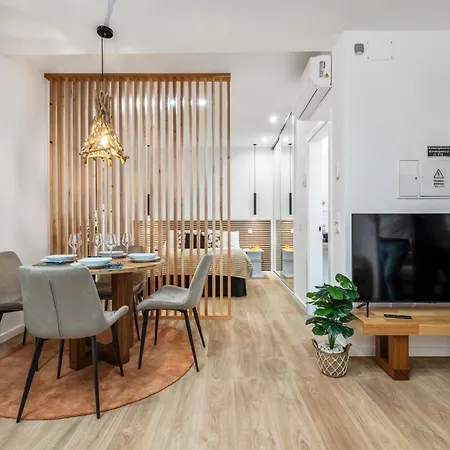 Apartament The Spot *