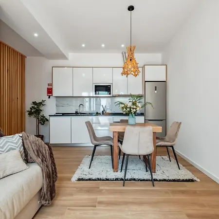 Apartment The Spot Funchal (Madeira)