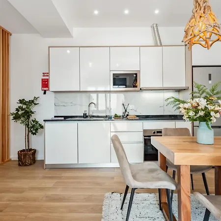 The Spot Apartment *